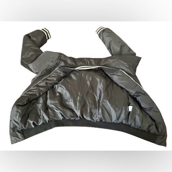 Brandy Melville Black Bomber Jacket Small - Picture 2 of 6